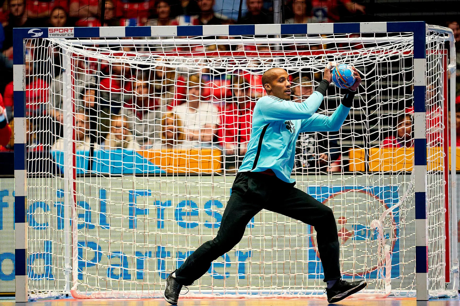 Andebol: Portugal perdeu Alfredo Quintana, a muralha luso-cubana - Desporto