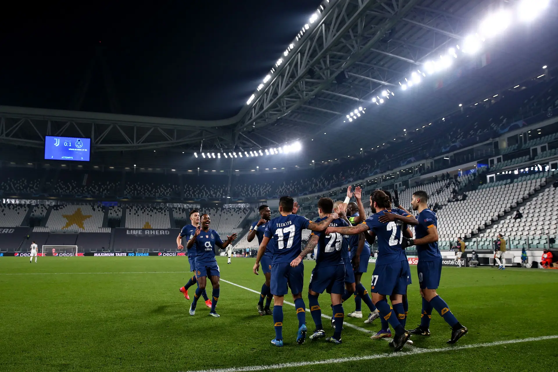 Liga dos Campeões: FC Porto está entre os melhores oito da Europa. Quem são e quanto valem os outros sete?