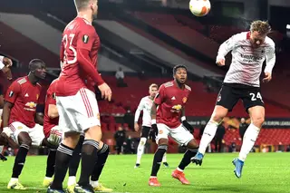 AC Milan marca no último minuto e consegue empate frente ao Manchester United