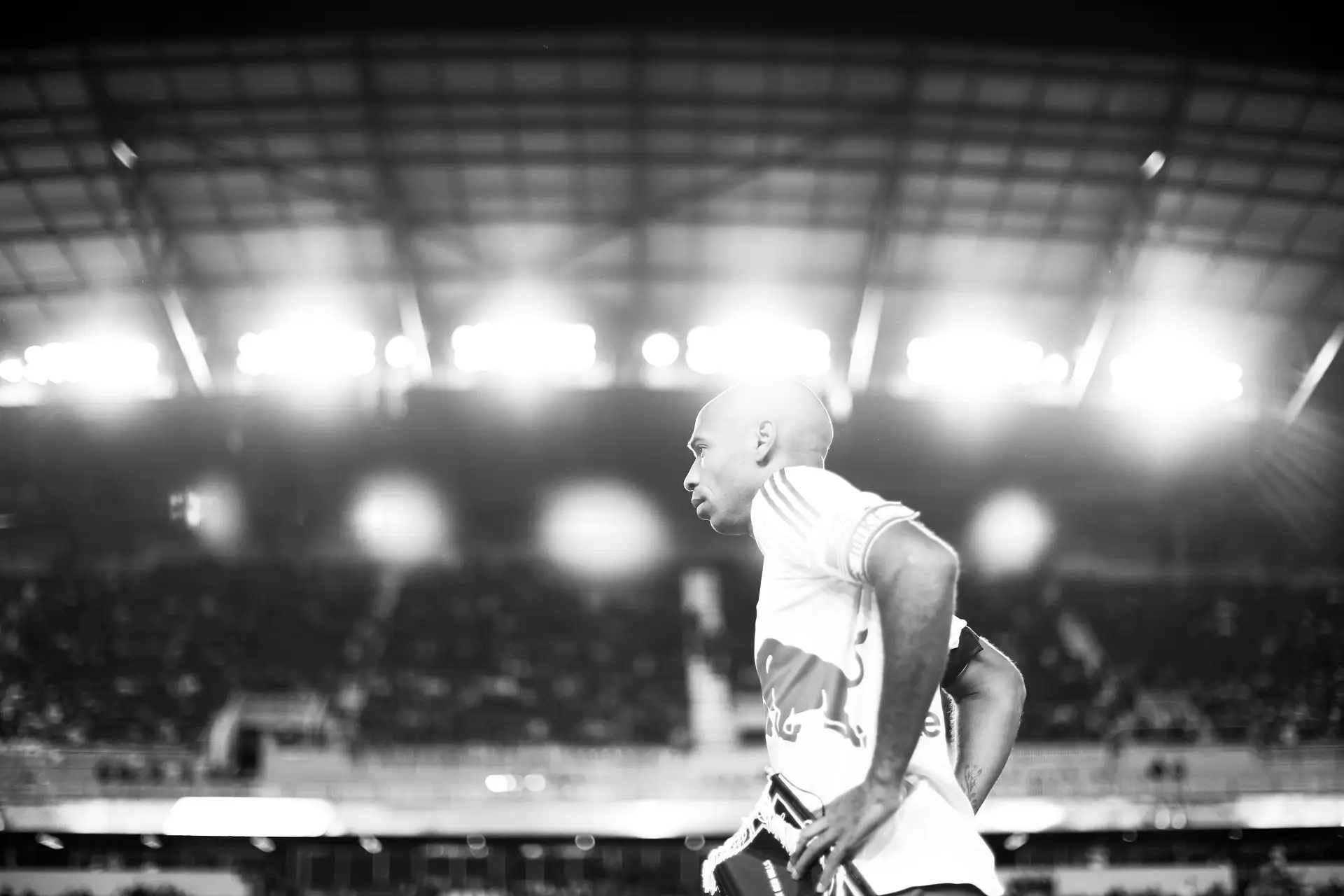 Thierry Henry admite luta contra a depressão ao longo da carreira: “Menti durante muito tempo”
