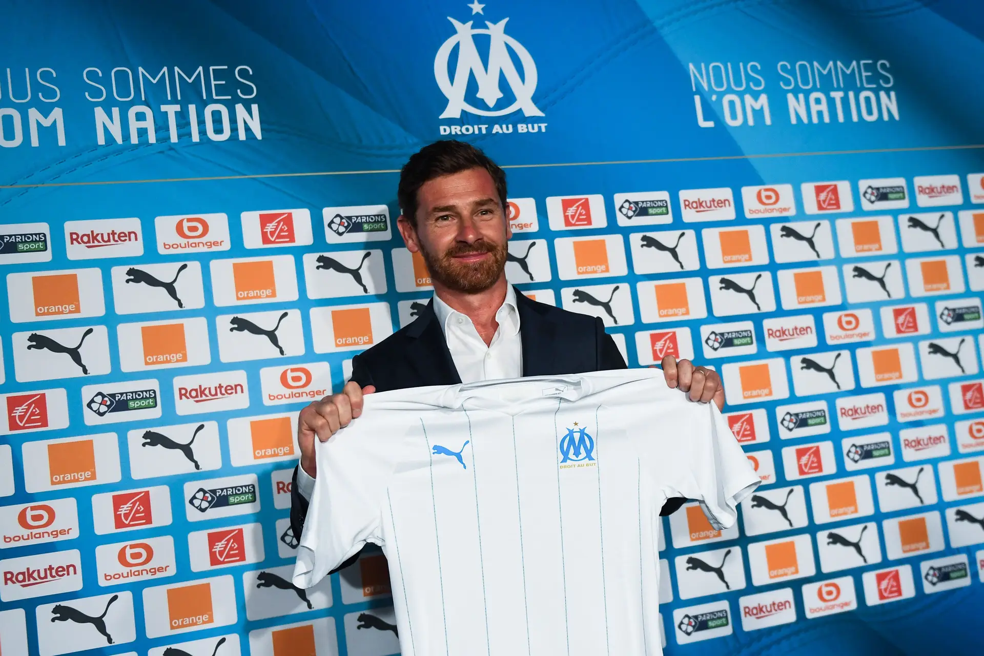 André Villas-Boas no dia em que assinou pelo Marselha