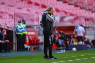 Jorge Jesus: "A bola do Pepe é segundo amarelo. Nesses pequenos pormenores sentimos para onde está a balança"