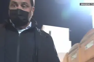 Agente que agrediu repórter de imagem da TVI foi sócio de Alexandre Pinto da Costa na Energy Soccer