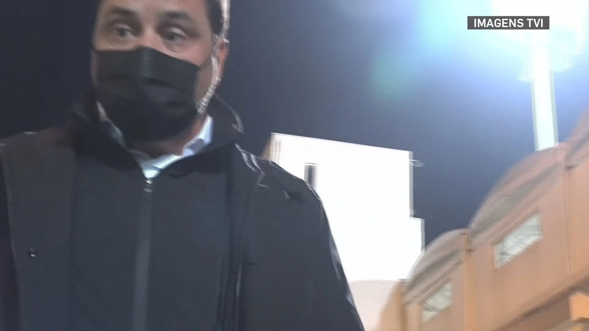 Agente que agrediu repórter de imagem da TVI foi sócio de Alexandre Pinto da Costa na Energy Soccer