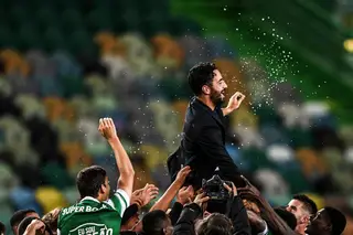 Um campeão competente, fiel às suas ideias e muito justo: o triunfo desportivo de Amorim é um soco no estômago do corporativismo serôdio
