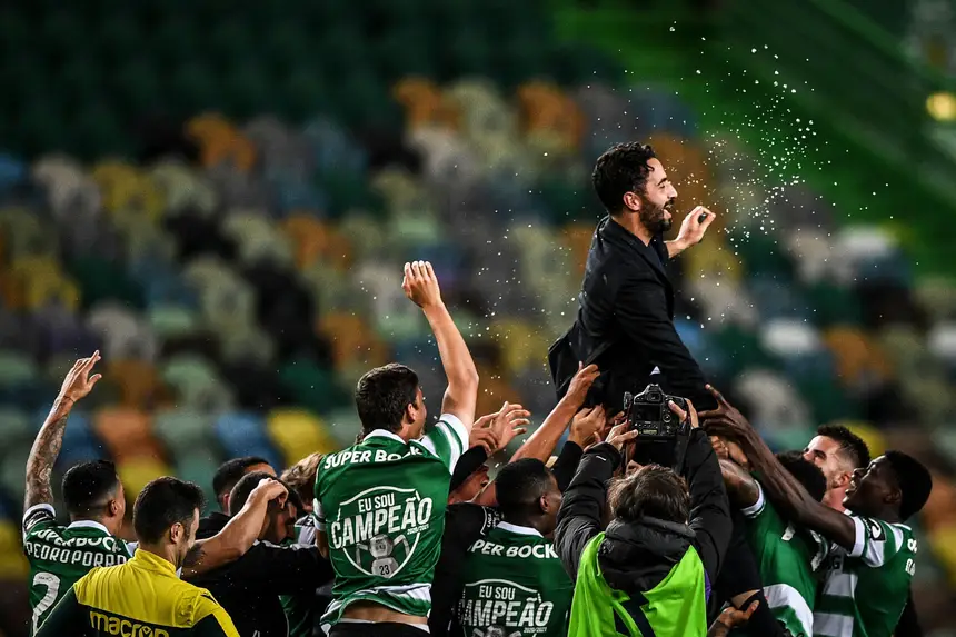 Sporting campeão: O nascimento casapiano do obstinado treinador Rúben  Amorim - Desporto - Jornal de Negócios