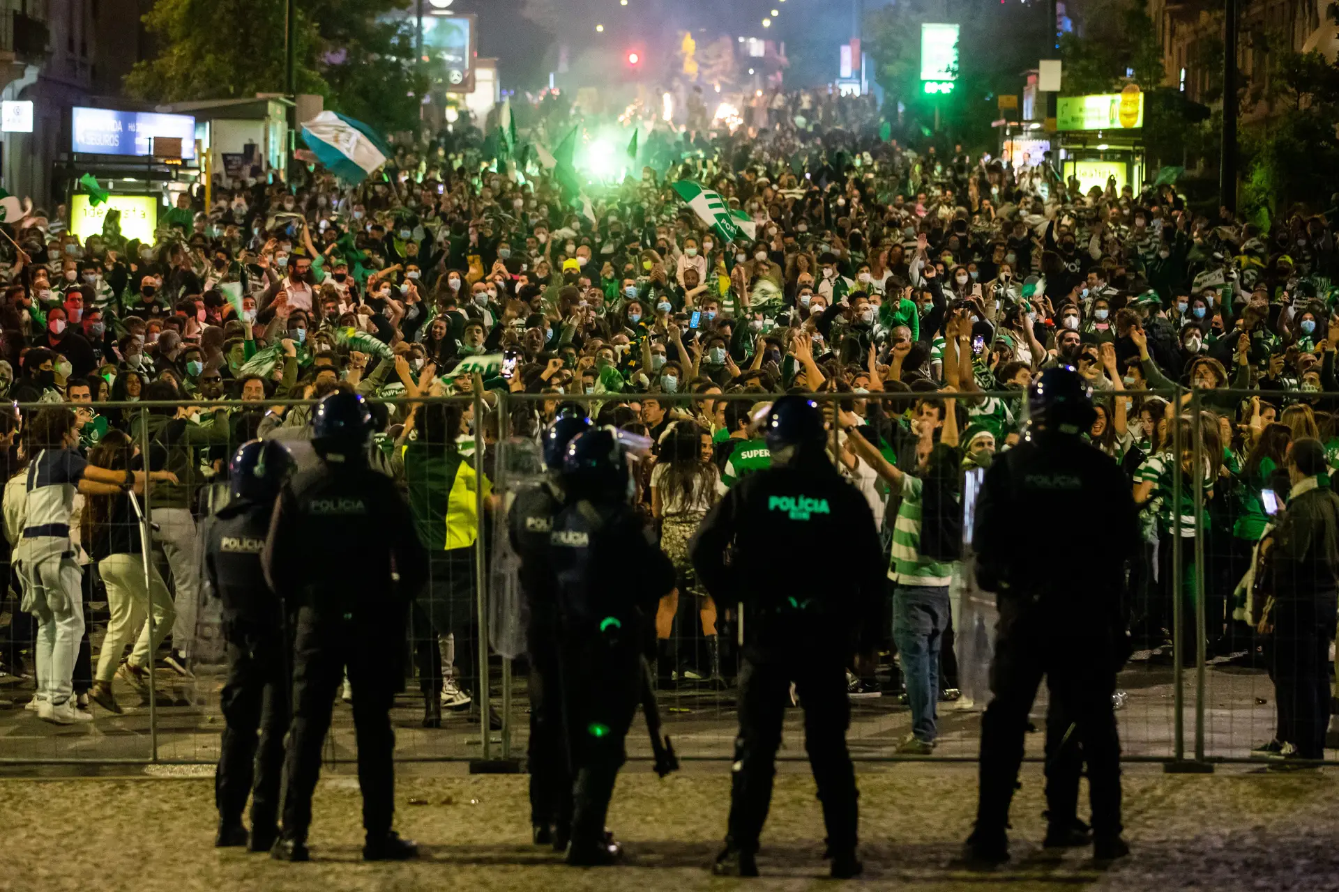 DGS identifica cerca de 20 casos associados aos festejos do Sporting