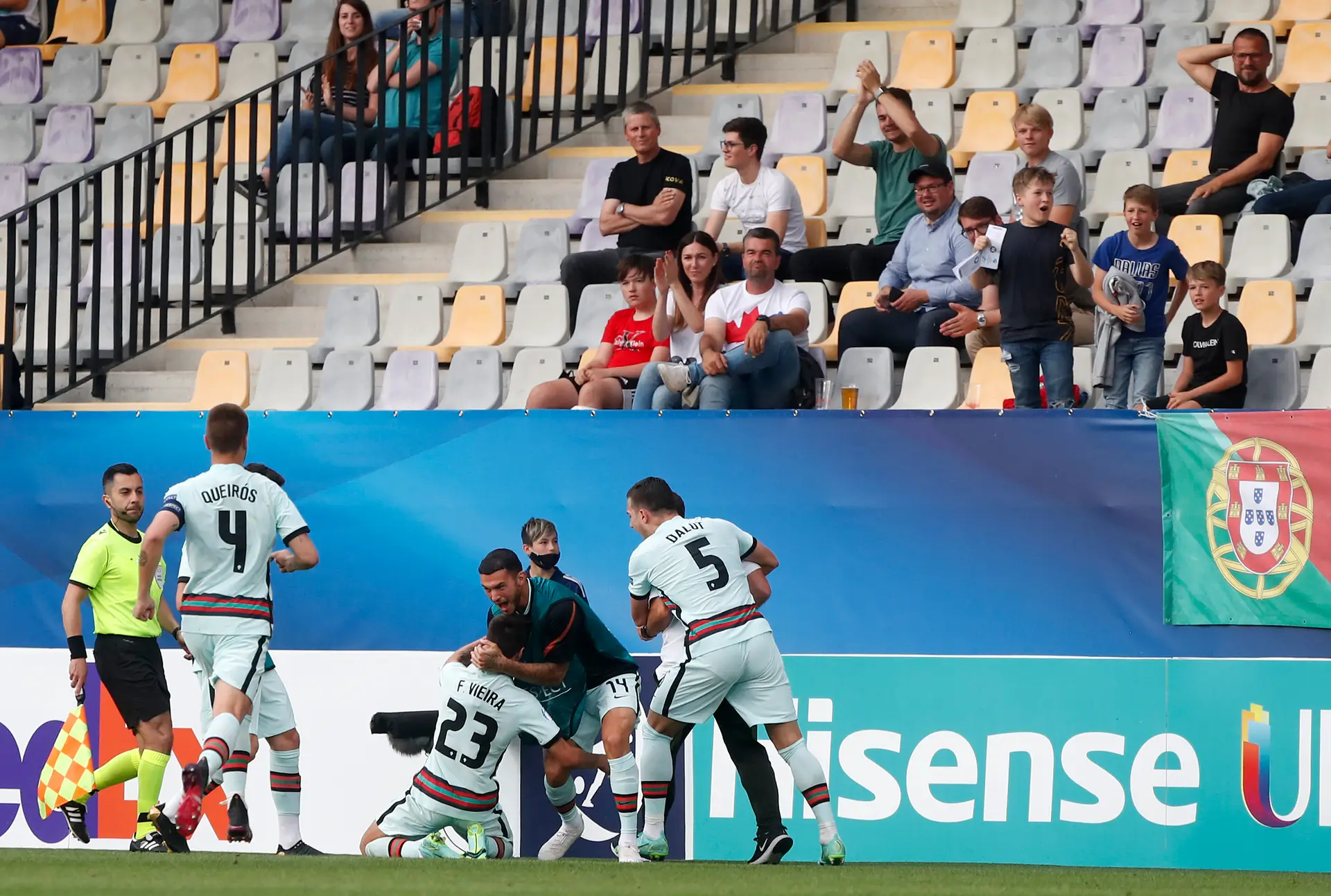 Inglaterra e Espanha goleiam e vão disputar a final da Eurocopa Sub-21, eurocopa sub-21