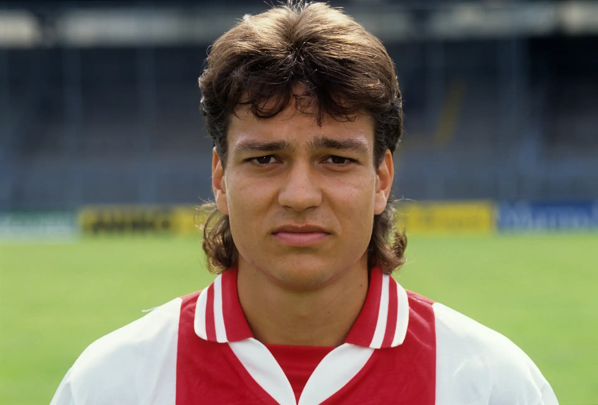 "O cérebro dele é tão rápido, não sei que tipo de computador está a trabalhar lá": era uma vez Jari Litmanen, "The King"