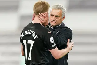 Mourinho queria De Bruyne no Chelsea, em 2014, mas o belga forçou a saída
