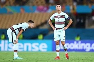 Mourinho confessa-se "mais triste do que desiludido" com a eliminação de Portugal do Euro 2020