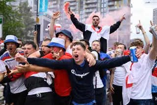UEFA abre processo por incidentes na final de Wembley