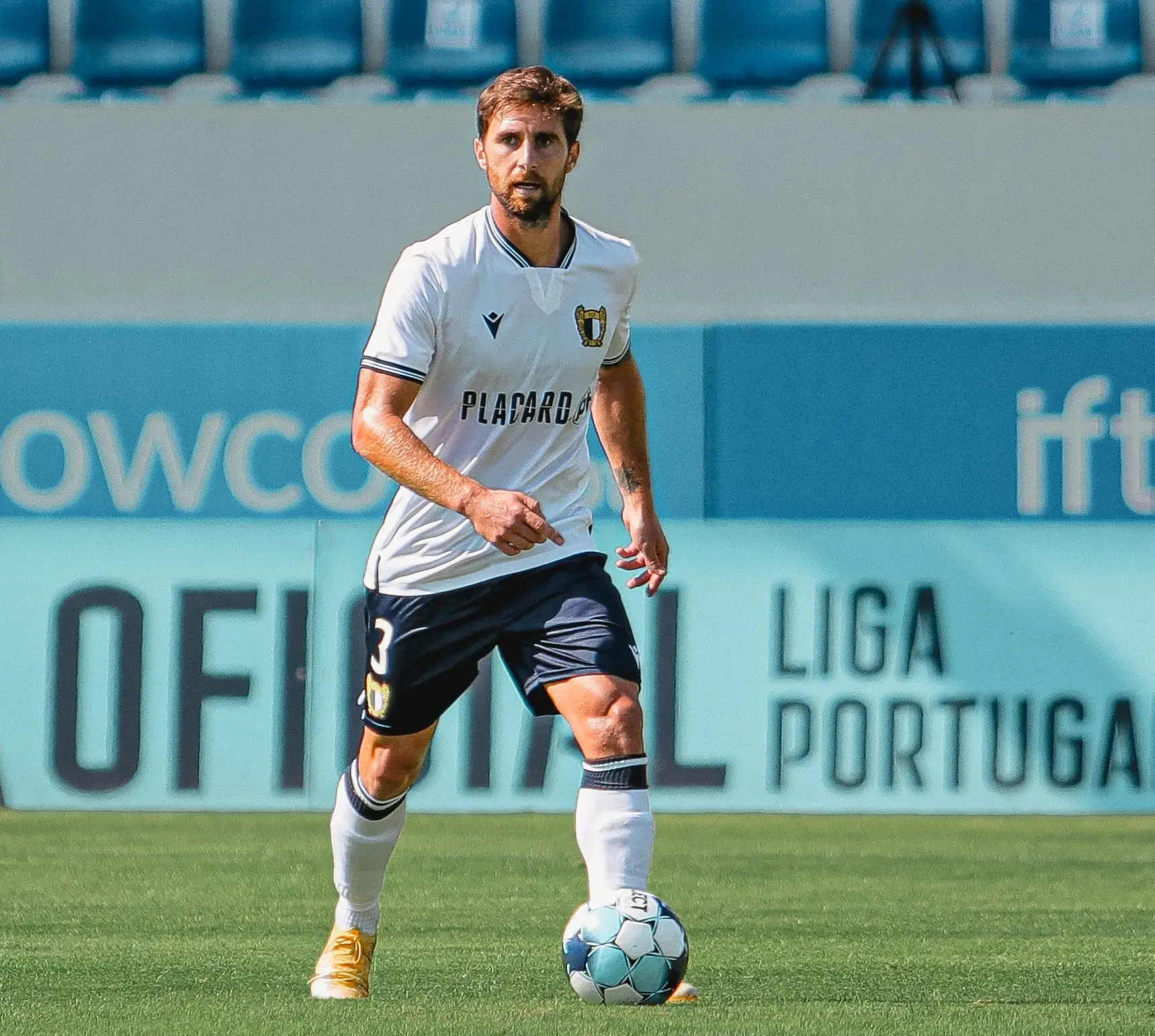 Jornal de Leiria - Portugal dá hoje o pontapé de saída no Mundial do Catar