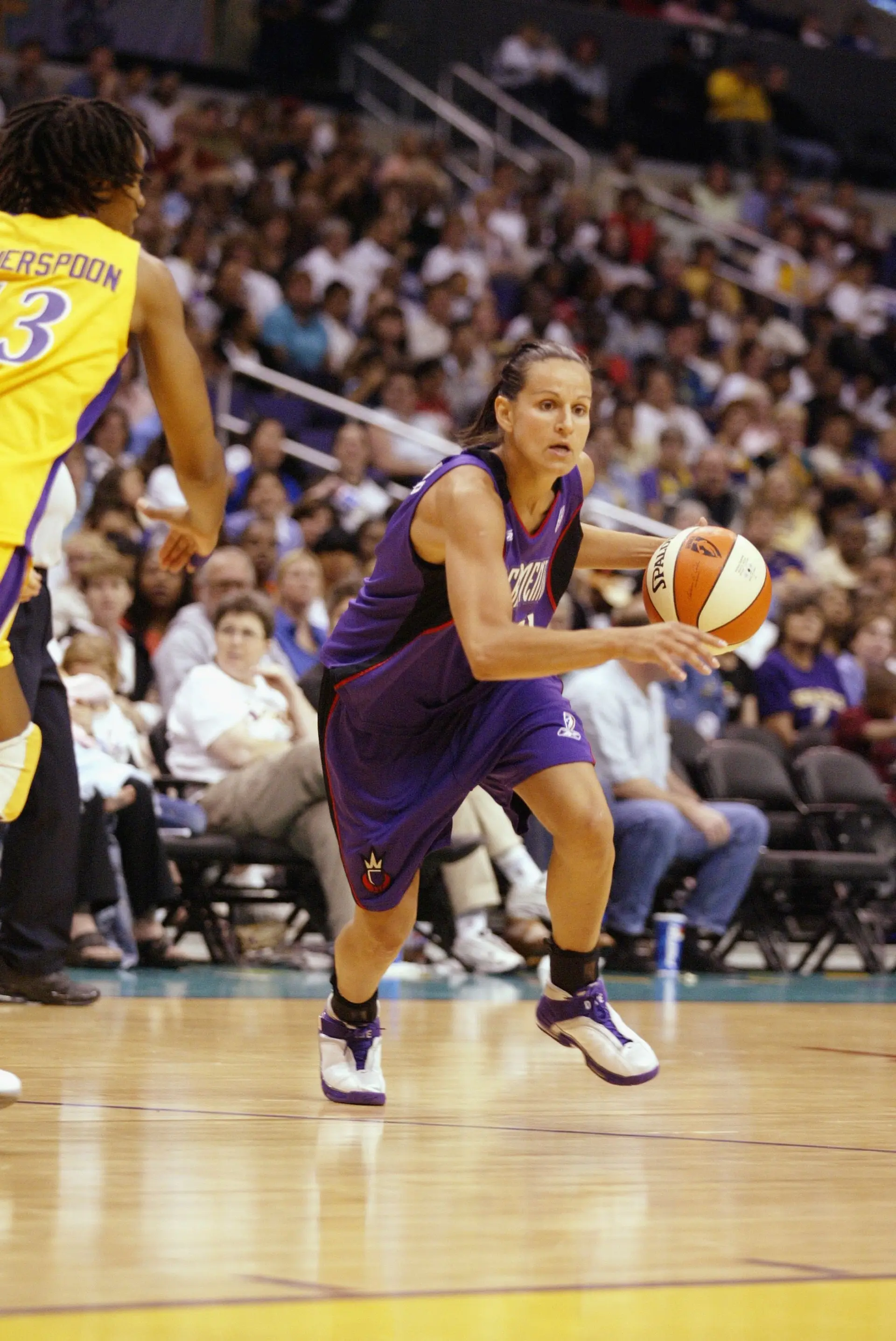 Ticha Penicheiro sabe uma coisa ou duas sobre Sacramento. E sobre o draft: "Quando o nome do Neemias saiu foi uma alegria dupla"