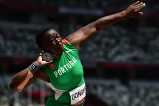 Auriol Dongmo é 4.ª na final do peso. Faltaram cinco centímetros para a medalha