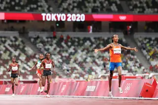 O treble está vivo: Sifan Hassan vence o ouro em 5000m e continua com feito inédito no horizonte