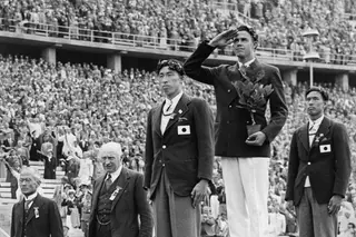 O Japão teve estes Jogos, mas já tinha as medalhas da amizade: em 1936, dois japoneses fundiram a prata com o bronze