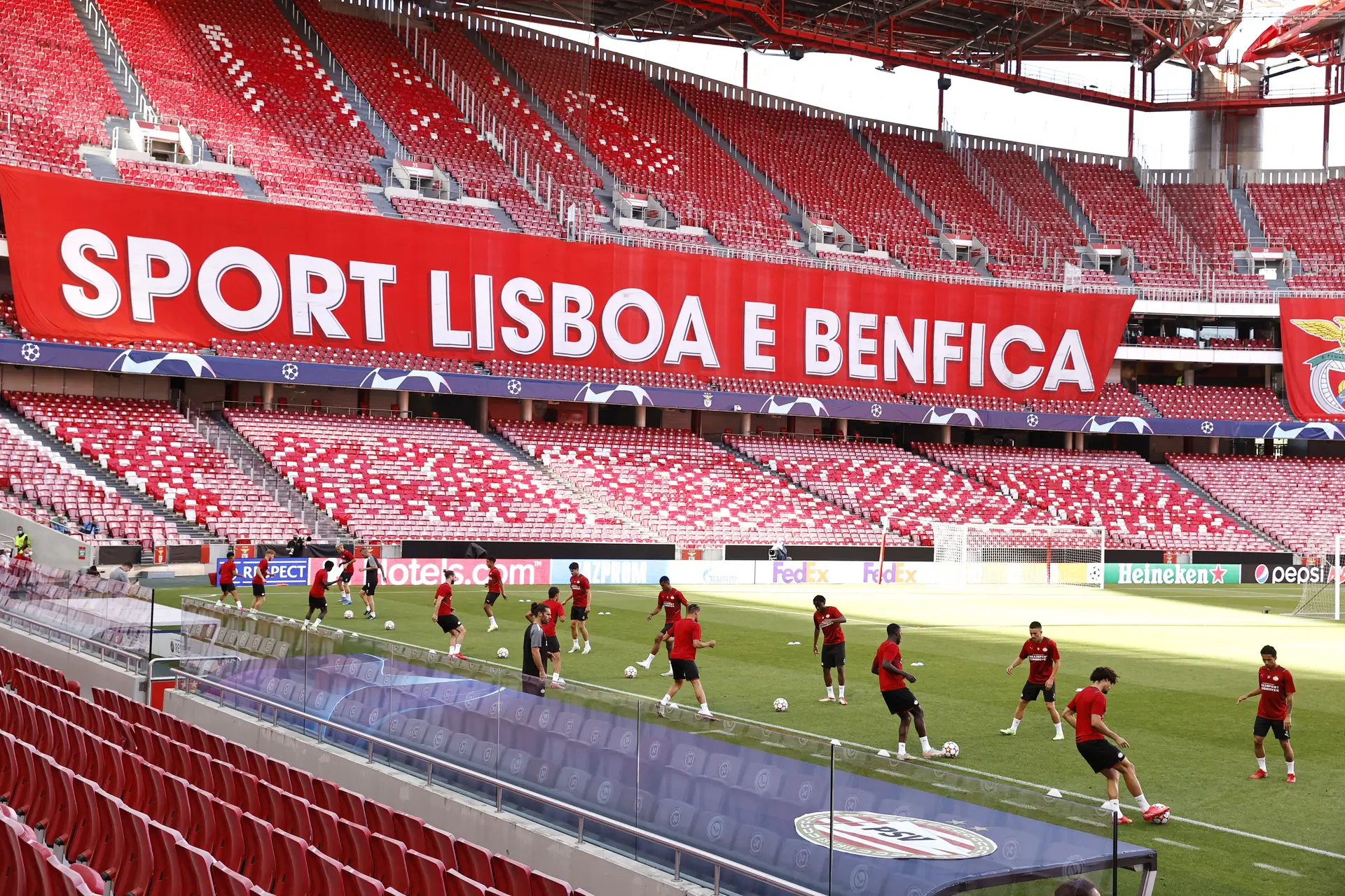 Covid-19, ausência da Champions e o investimento no plantel: as razões da Benfica SAD para os resultados negativos de €17 milhões