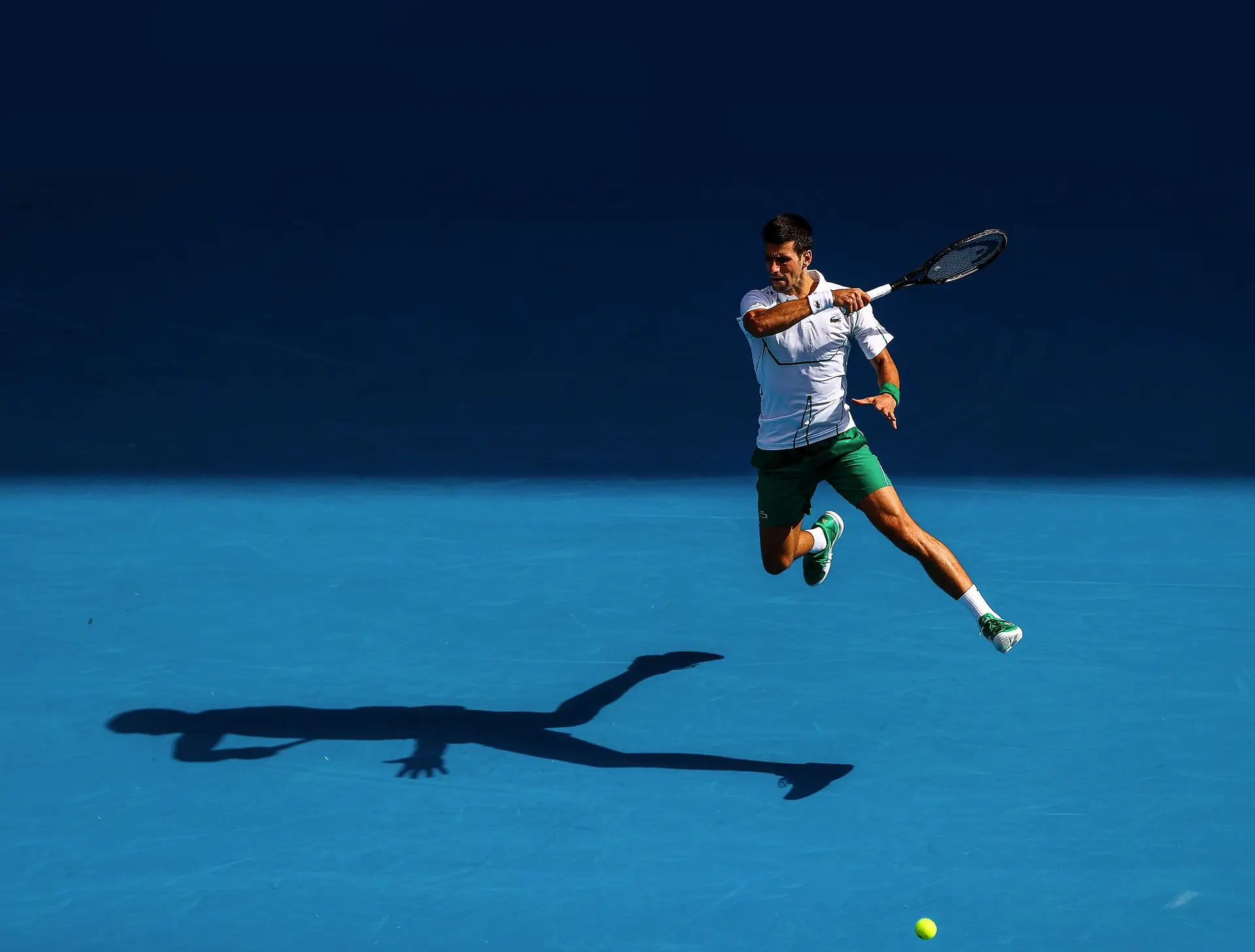 Djokovic, um dos tenistas em risco de não poderem participar no Open da Austrália