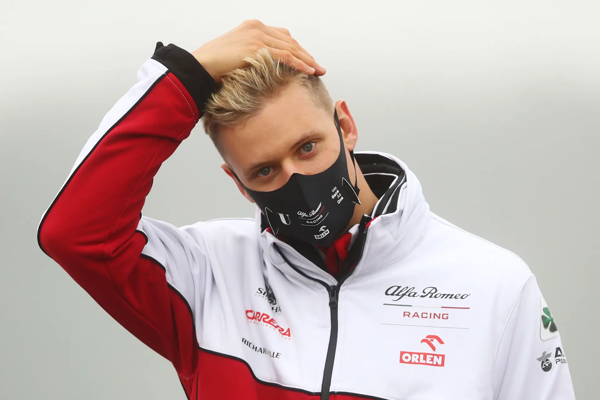 Mick Schumacher sente-se injustiçado: “Depois do acidente, aqueles momentos em família com o meu pai deixaram de existir”