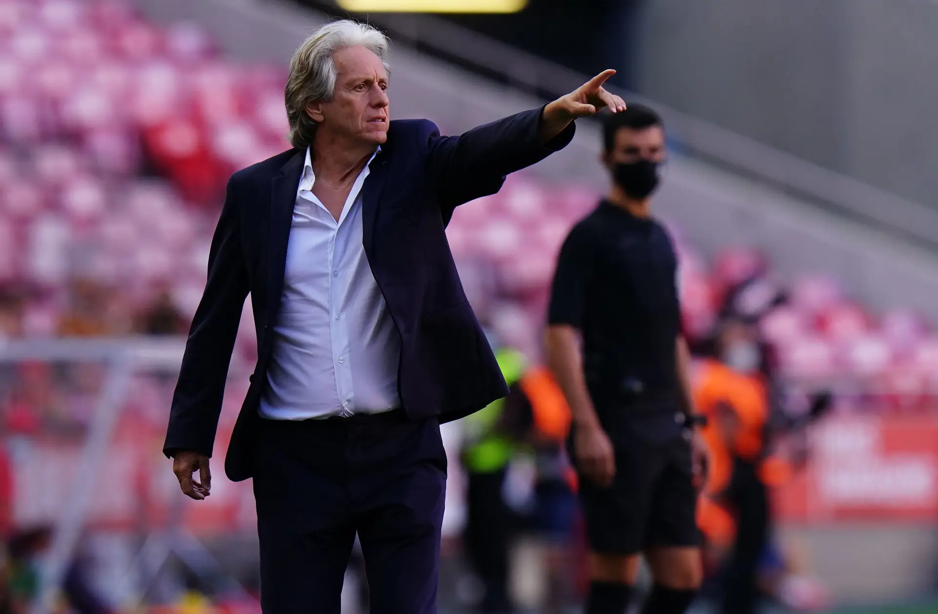 O aviso de Jesus: "Não sinto que haja uma diferença grande do Dínamo para o Barça ou o Bayern. Tem o treinador com mais títulos do mundo"