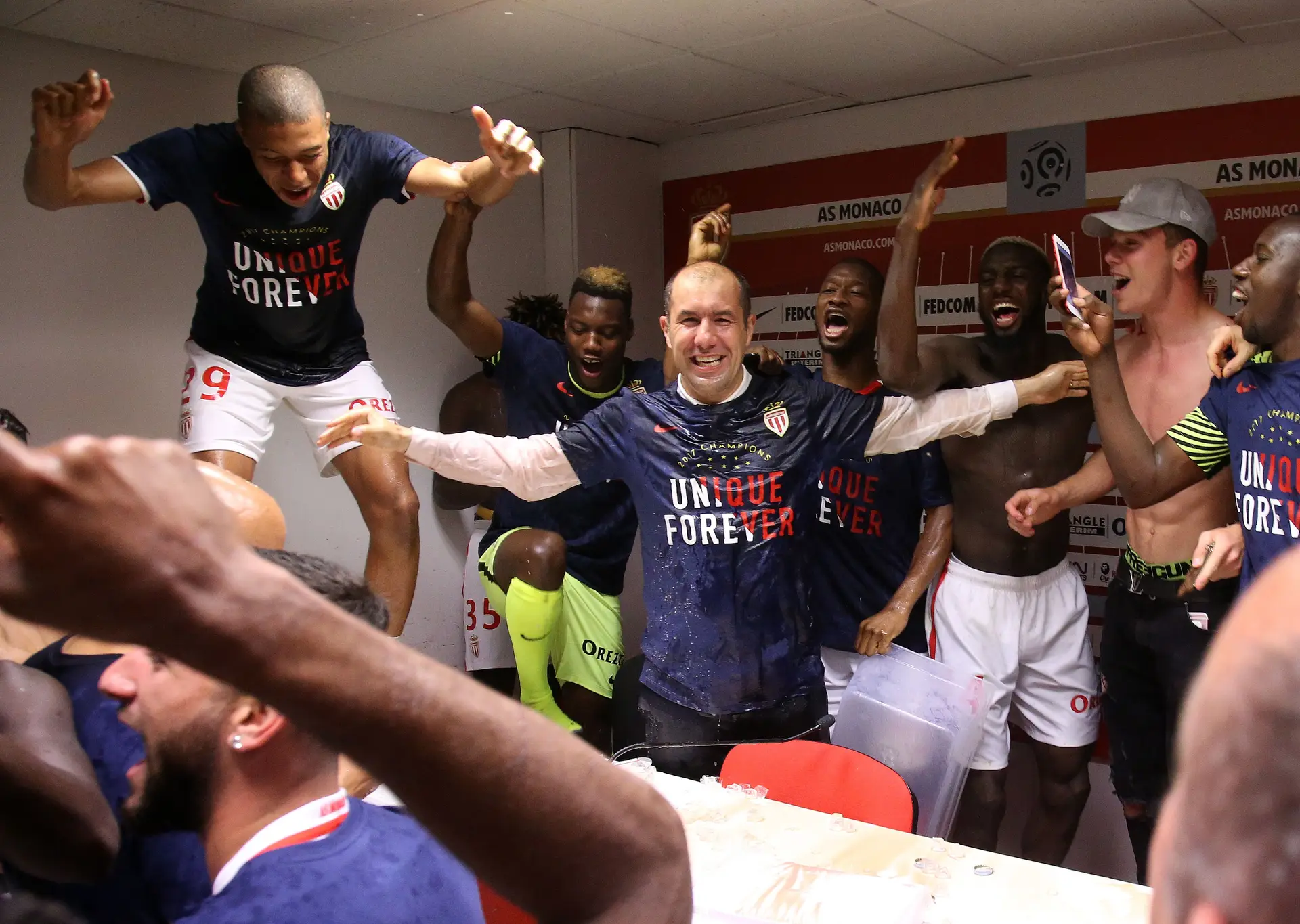 Jardim a festejar o título francês de 2017, com o Mónaco