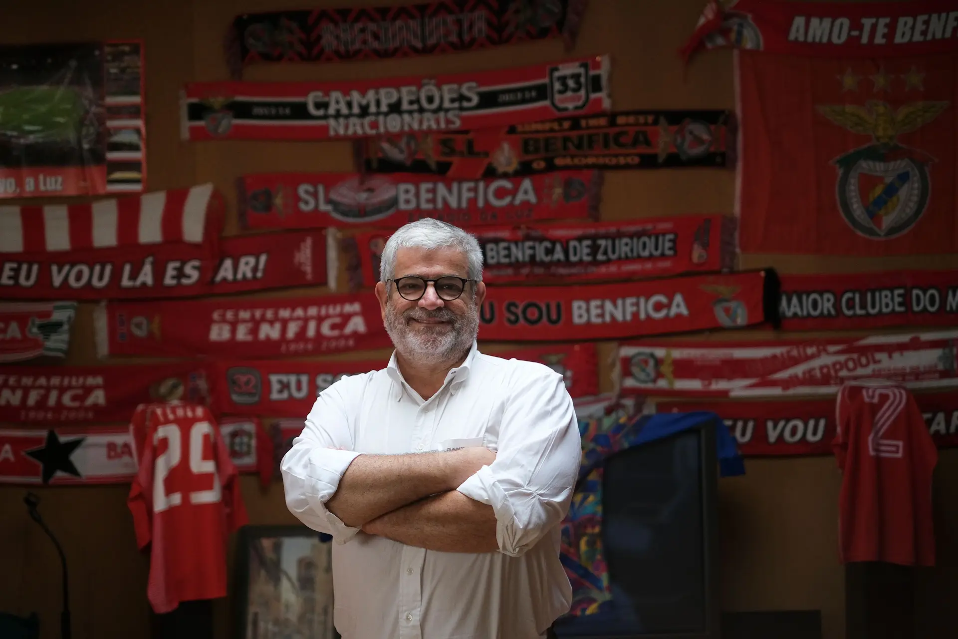 Entrevista a Francisco Benitez: “Em 13 anos, nunca vimos Rui Costa dar um murro na mesa. Assusta um pouco e demonstra passividade”