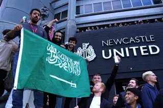 O Newcastle tornou-se no "clube mais rico do mundo", mas onde ficam os direitos humanos e a moralidade no futebol com o dinheiro saudita?