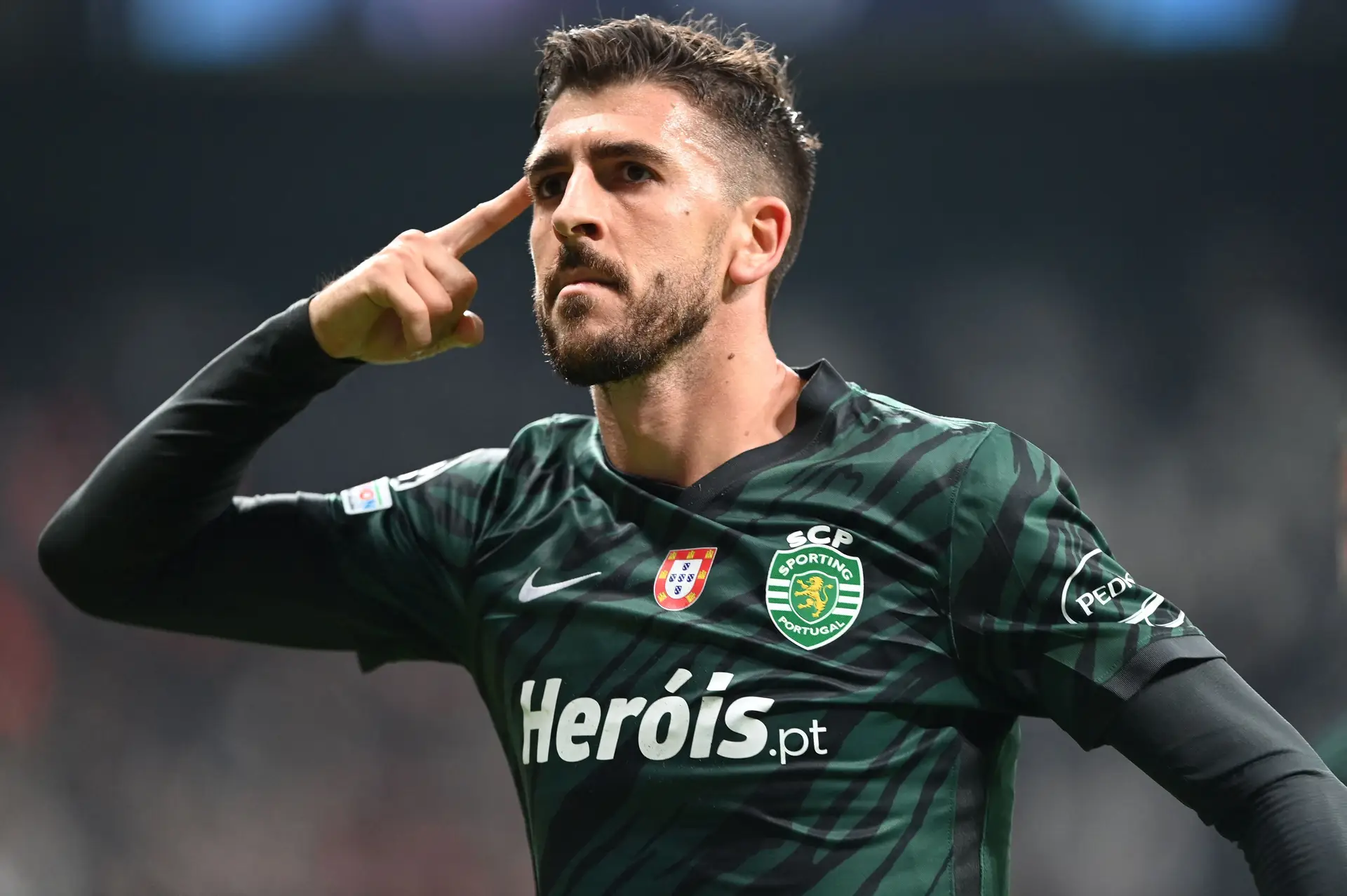 Paulinho de regresso no Sporting, num jogo com ausências de última hora devido à covid-19