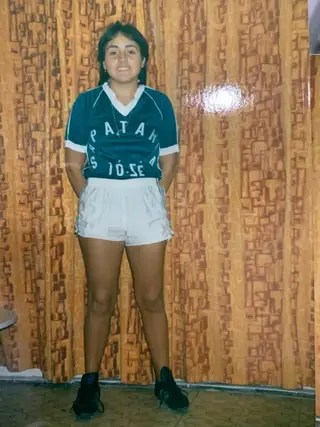 Marco fez questão de enviar foto da mãe quando esta foi guarda-redes no Real Banheirense