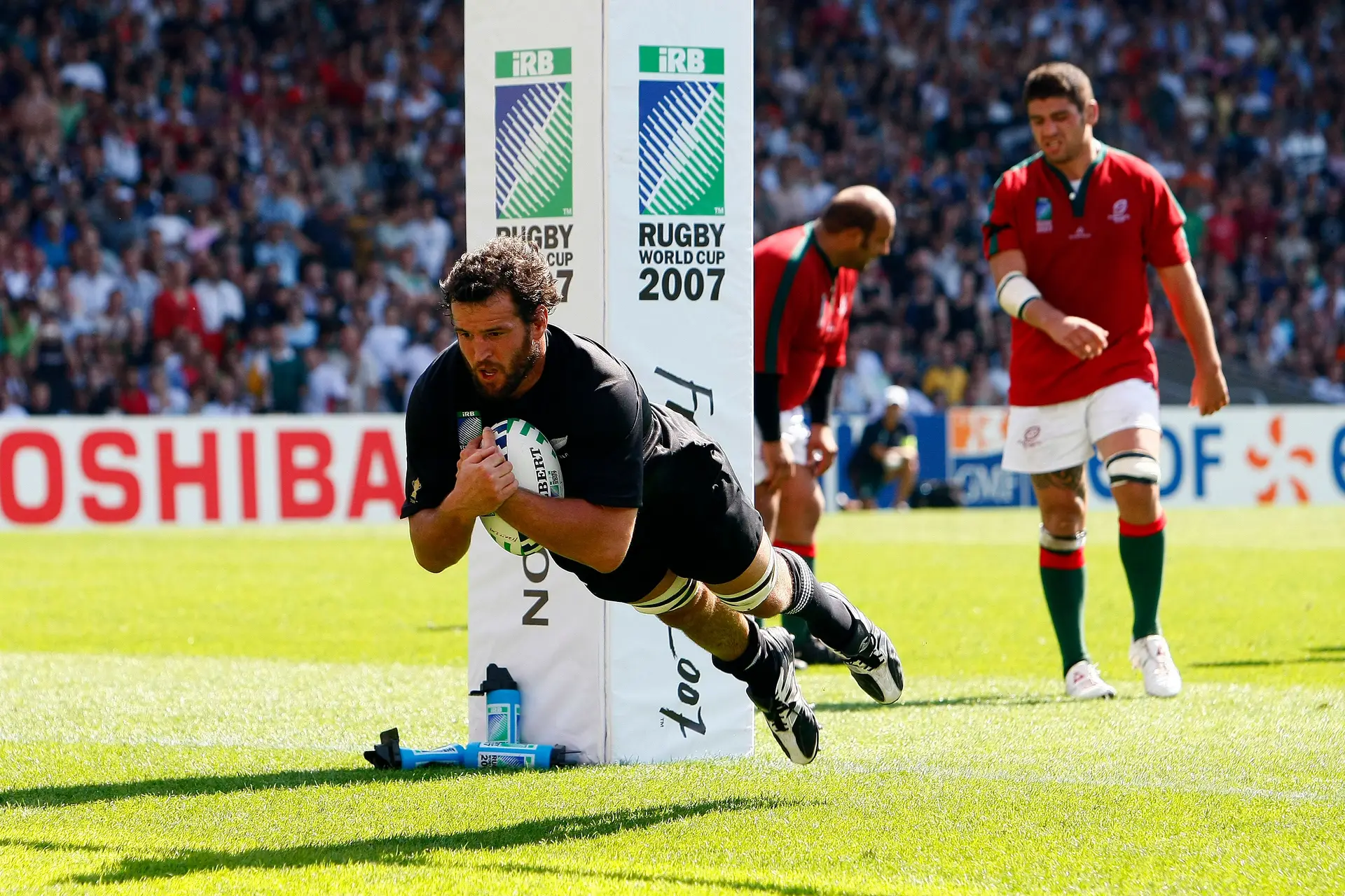 Carl Hayman, ex-all black, sofre de demência aos 41 anos. E quer processar as autoridades do râguebi por falta de proteção contra concussões