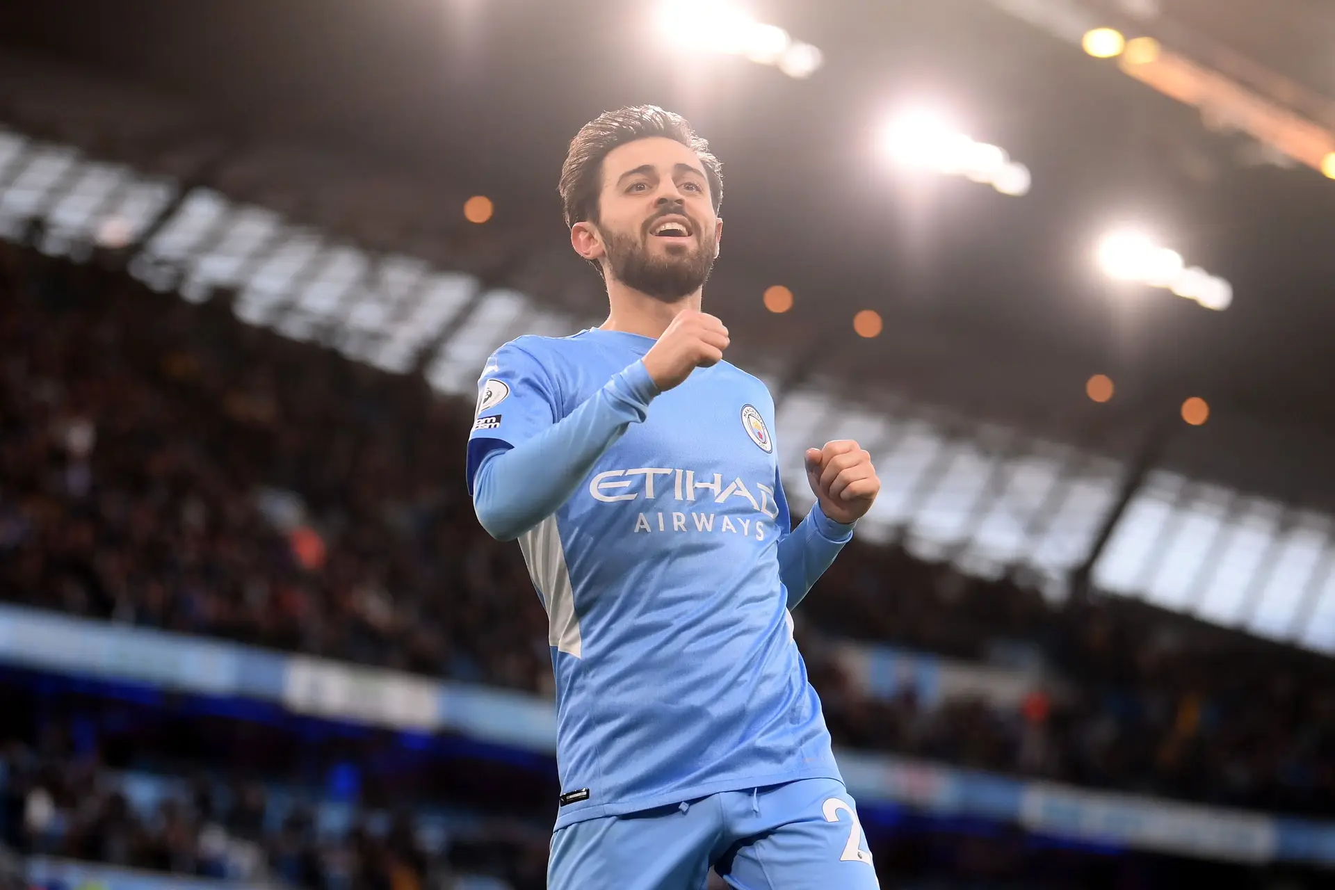 De Guardiola a Liam Gallagher, todos se rendem a Bernardo Silva, o canhoto com pés de veludo que é o que mais vence na Premier League