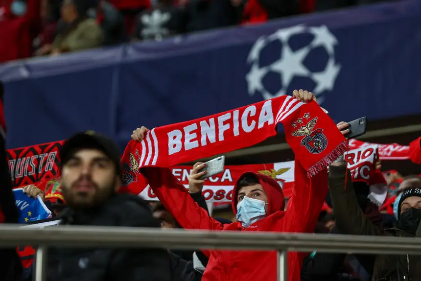 Depois do namoro interrompido com o Benfica, John Textor está