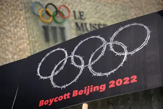 Pequim 2022: Jovens tibetanos protestam na sede do Comité Olímpico Internacional contra os "jogos genocidas"