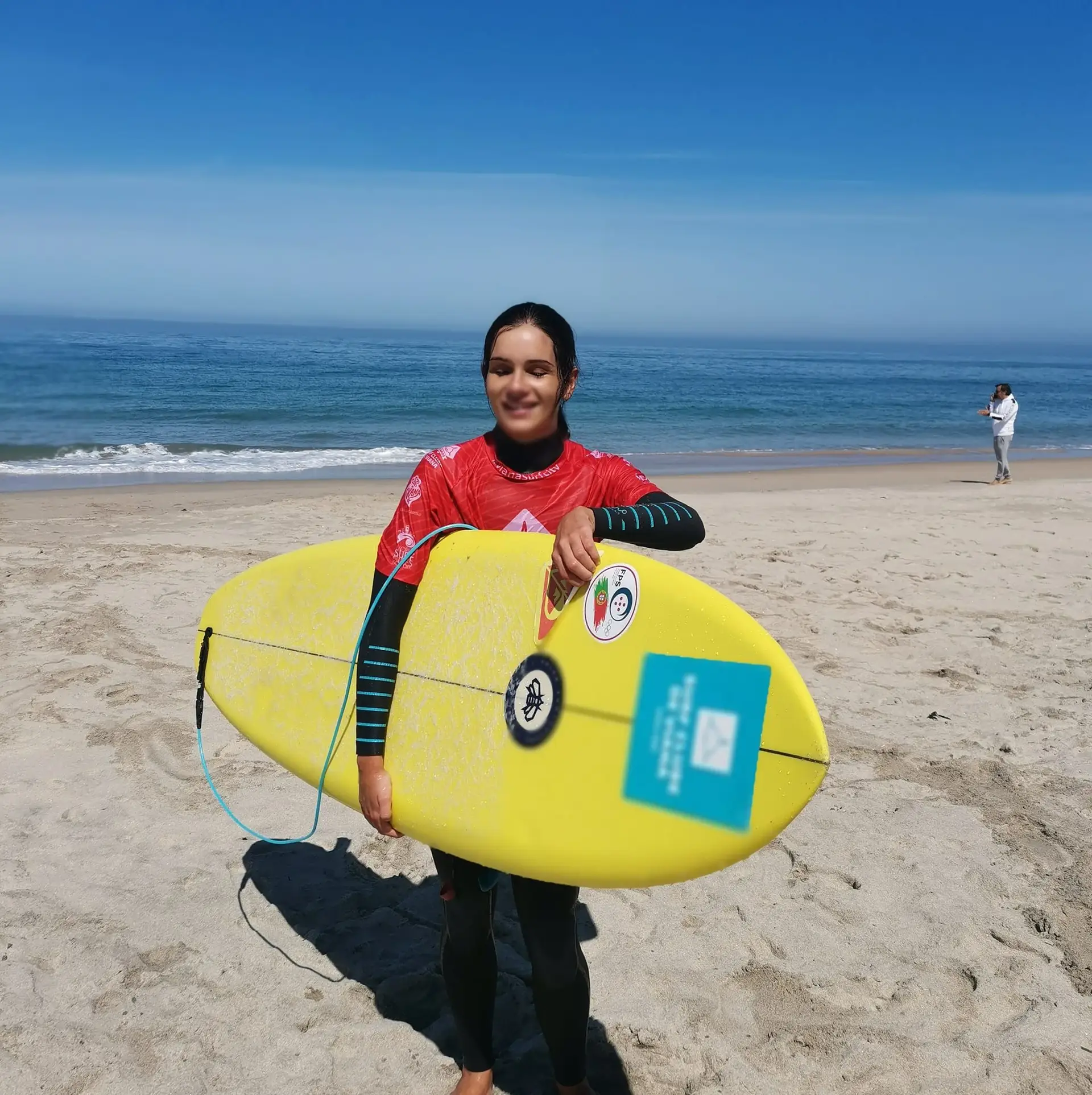É o bis para Marta Paço: portuguesa sagra-se campeã mundial de surf adaptado pela segunda vez consecutiva