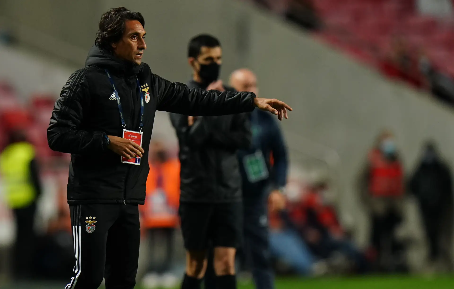 João de Deus confirma reunião “autorizada” de Jesus com o Flamengo, mas garante: “O mister não pode e não quer abandonar o Benfica”