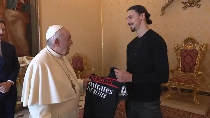 Quando o Papa conhece "Deus" ou o encontro entre Ibrahimovic e Francisco