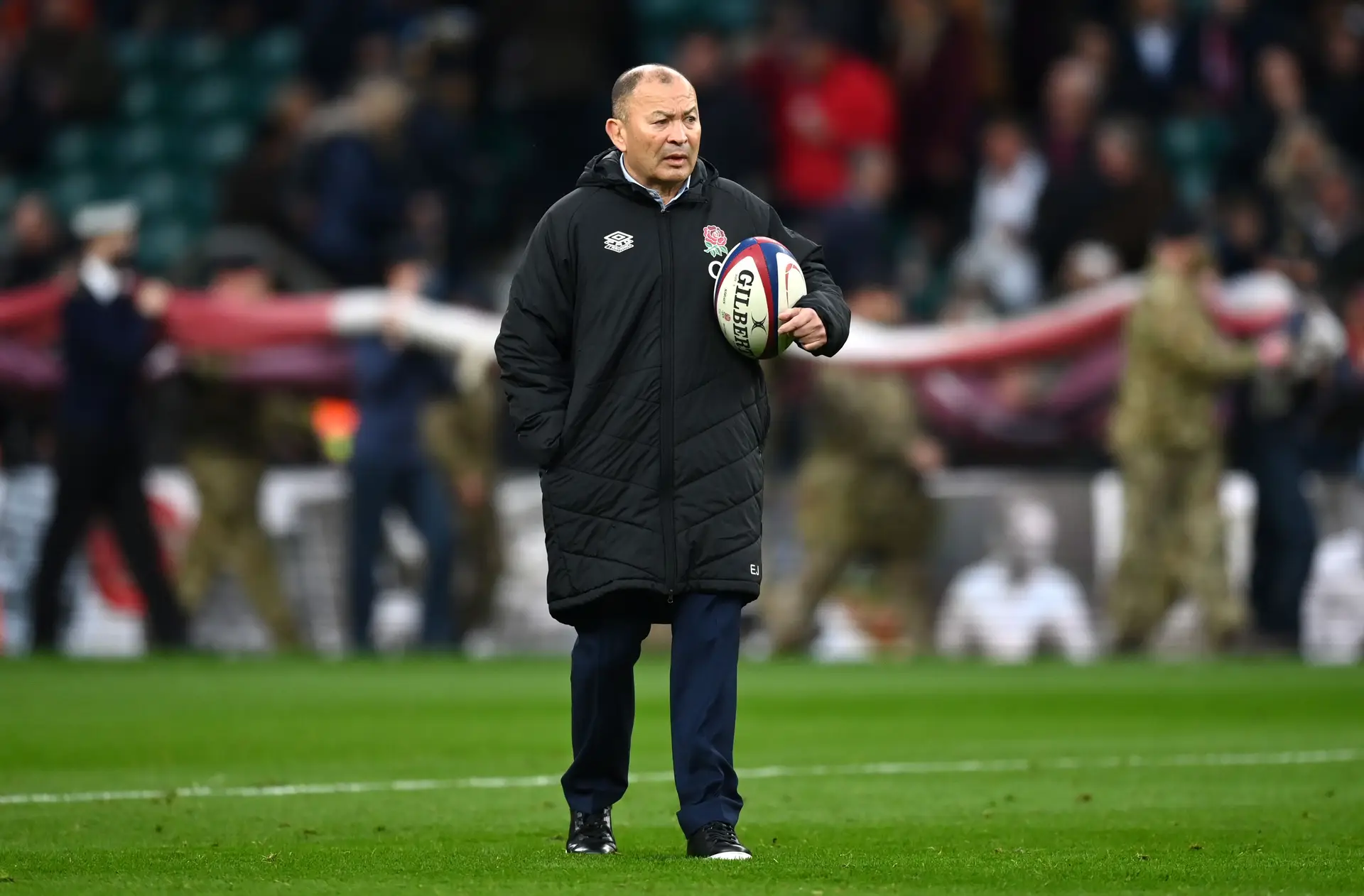Placagens abaixo das ancas até aos 12 anos: a nova ideia de Eddie Jones para o râguebi “proteger e minimizar o contacto com a cabeça”