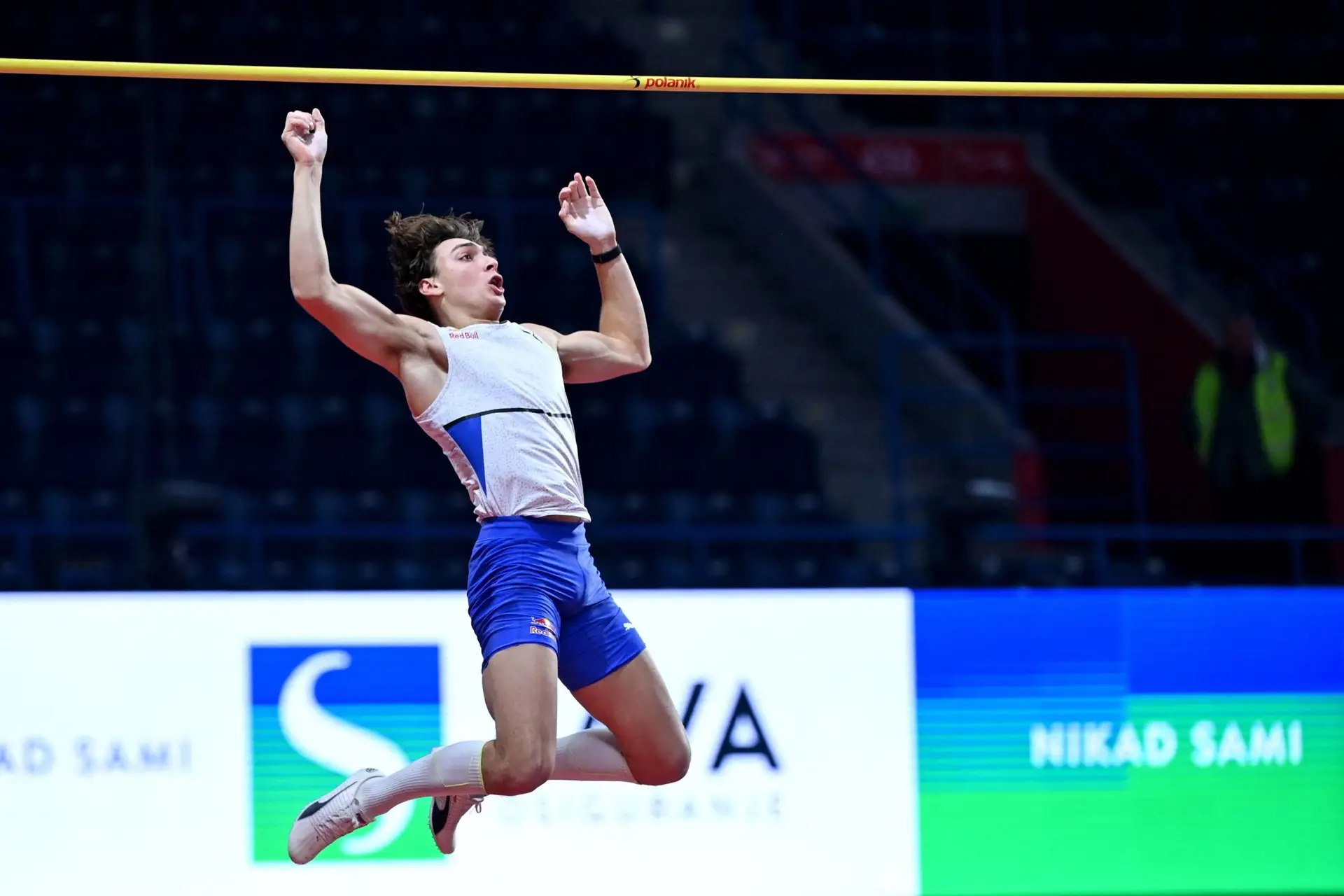 Duplantis e o Mondo a seus pés – aí está mais um recorde mundial para o saltador sueco