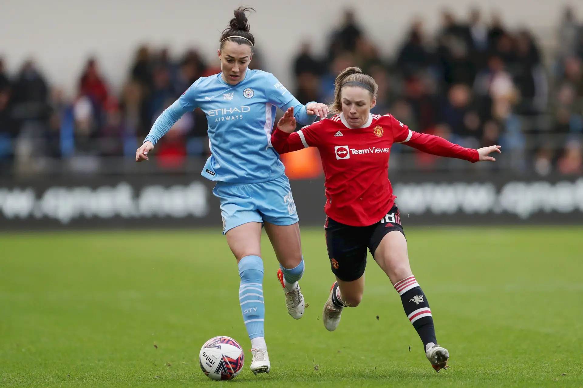 O futebol americano feminino pede passagem