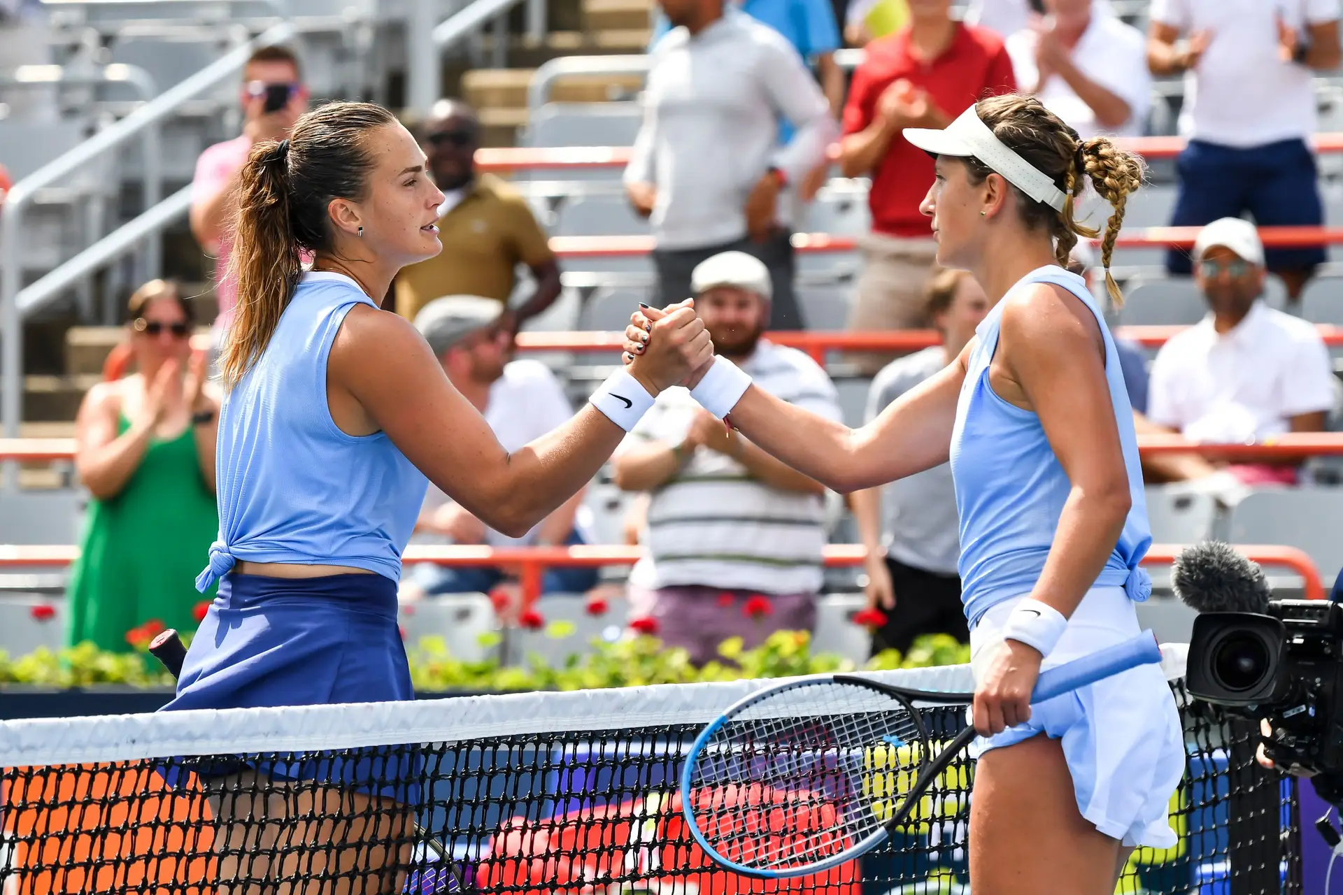 Presidente da WTA diz que os atletas russos e bielorrussos não podem ser penalizados por causa das “decisões de uma liderança autoritária”