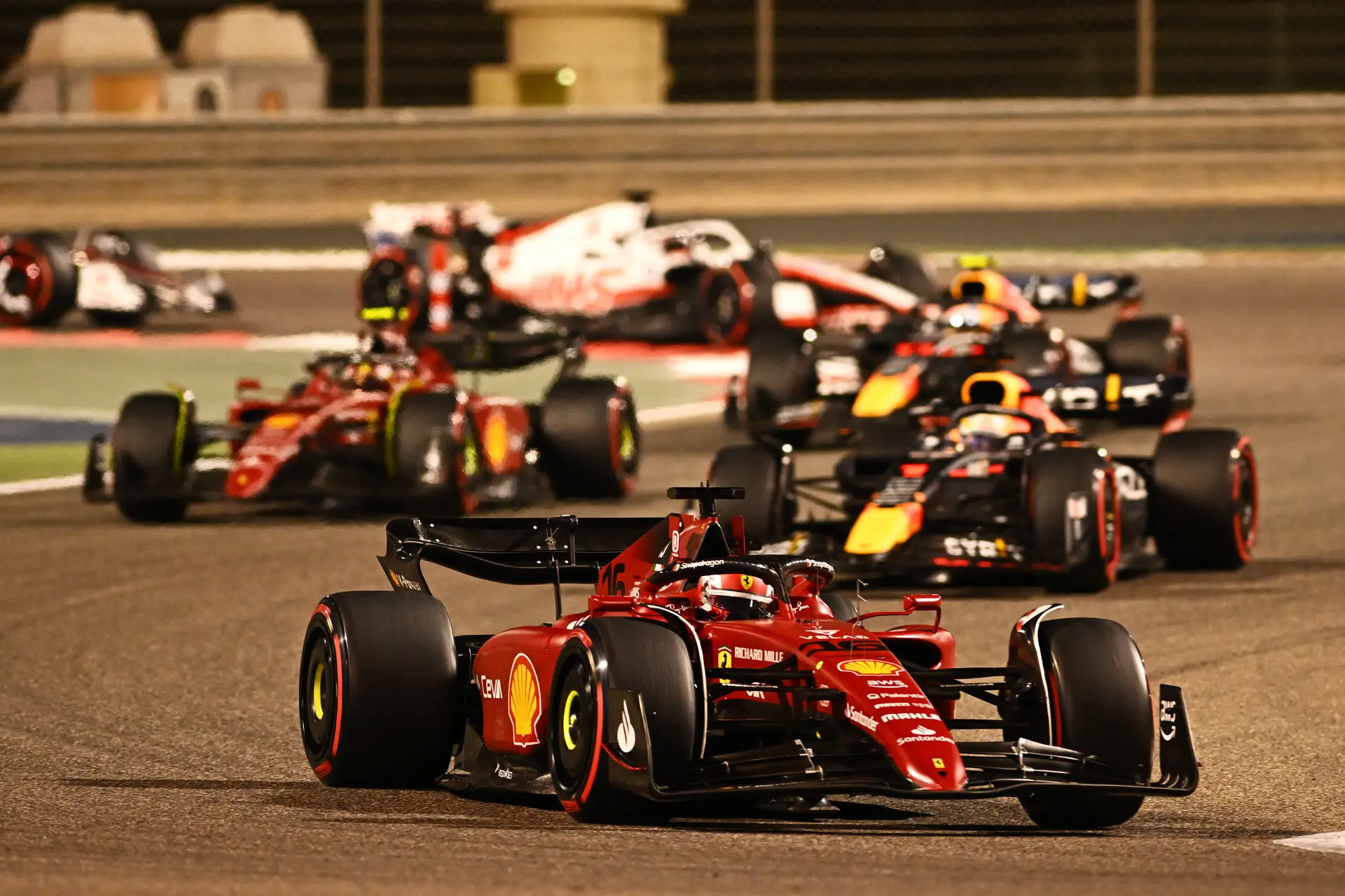 F1: o novo Mercedes para o regresso à luta pelo título mundial - SIC  Notícias