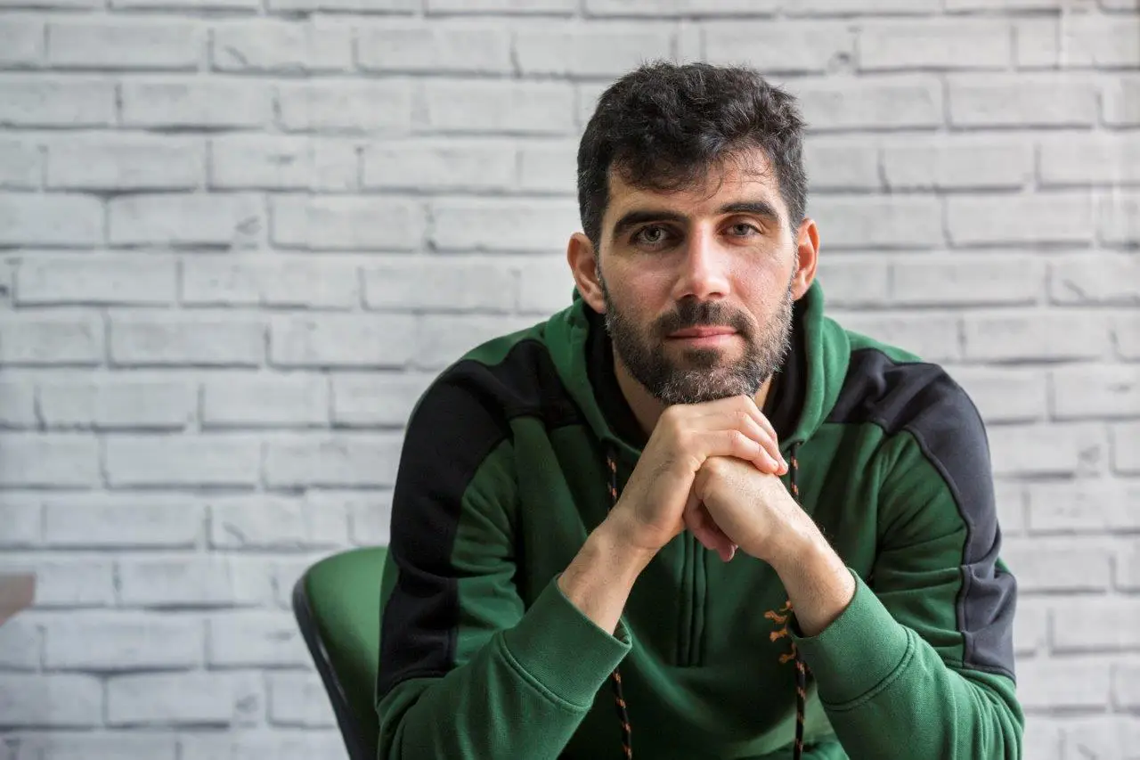 Luís Neto: “Comecei a líbero. Sofri com isso, sabia jogar, mas não sabia marcar”