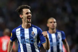 FC Porto confirma “princípio de acordo” para venda de Fábio Vieira ao Arsenal