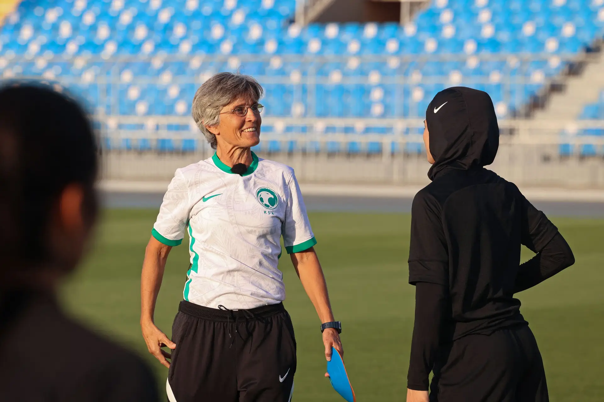 Monika Staab, a alemã que foi à Arábia Saudita fundar a seleção feminina: “As mulheres são livres, não conheci uma que não seja feliz”