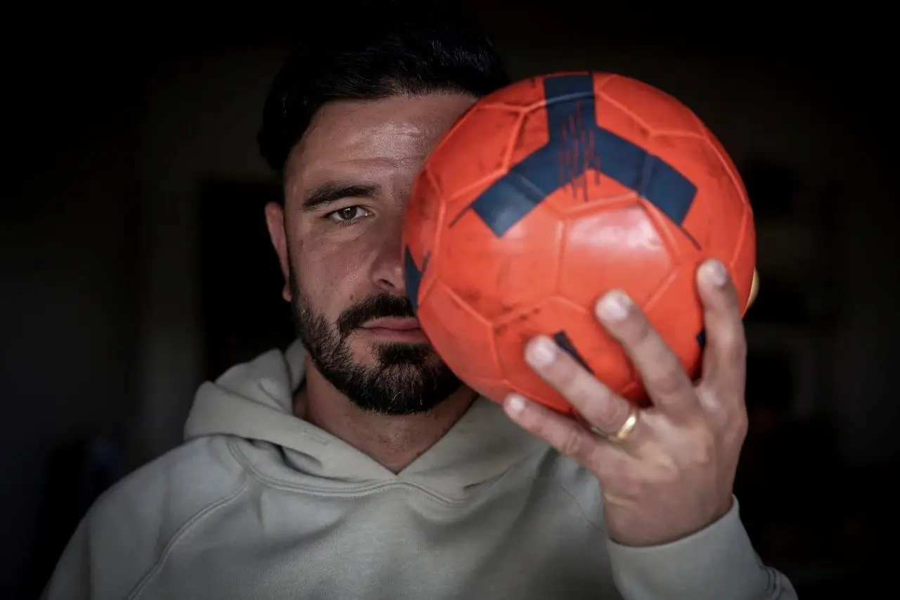 “Um dia, o Vítor Pereira deu-me umas fotocópias de uma entrevista ao Piqué e só me disse: ‘Ando a dizer-te isto há um ano’”