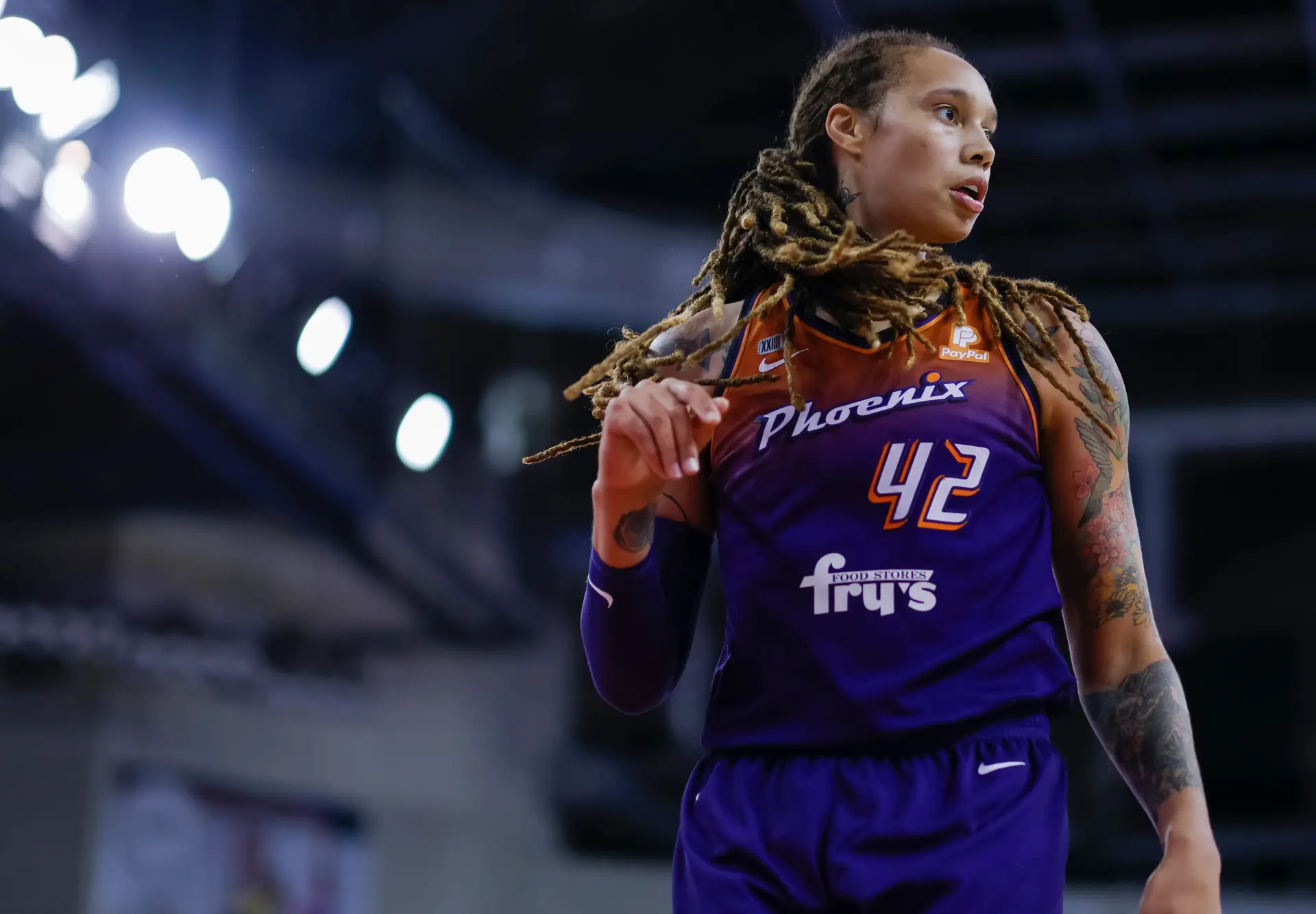 EUA mudam de estratégia e consideram que Brittney Griner está “detida injustamente” na Rússia