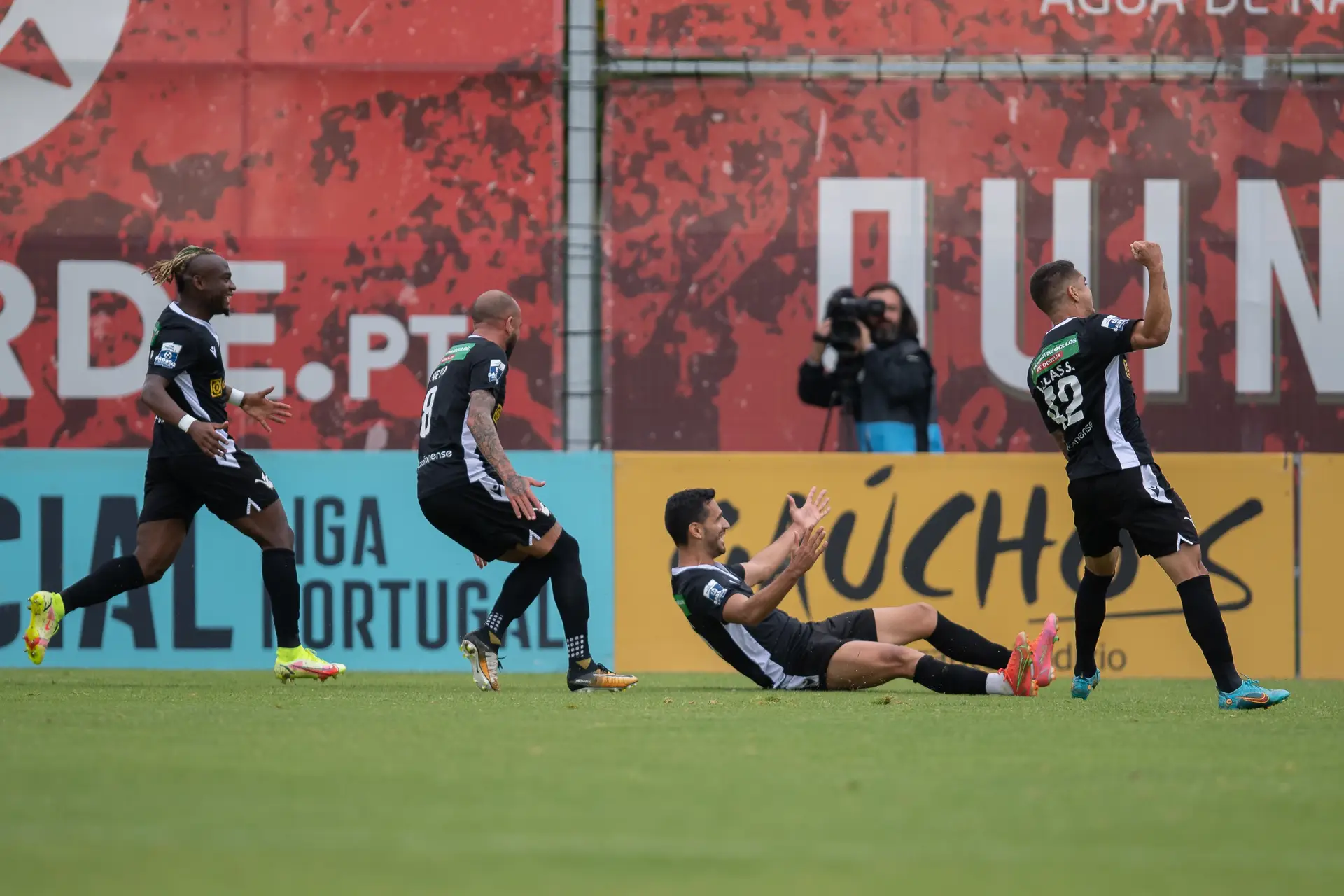 II Liga. Leixões sofre para empatar frente ao Chaves