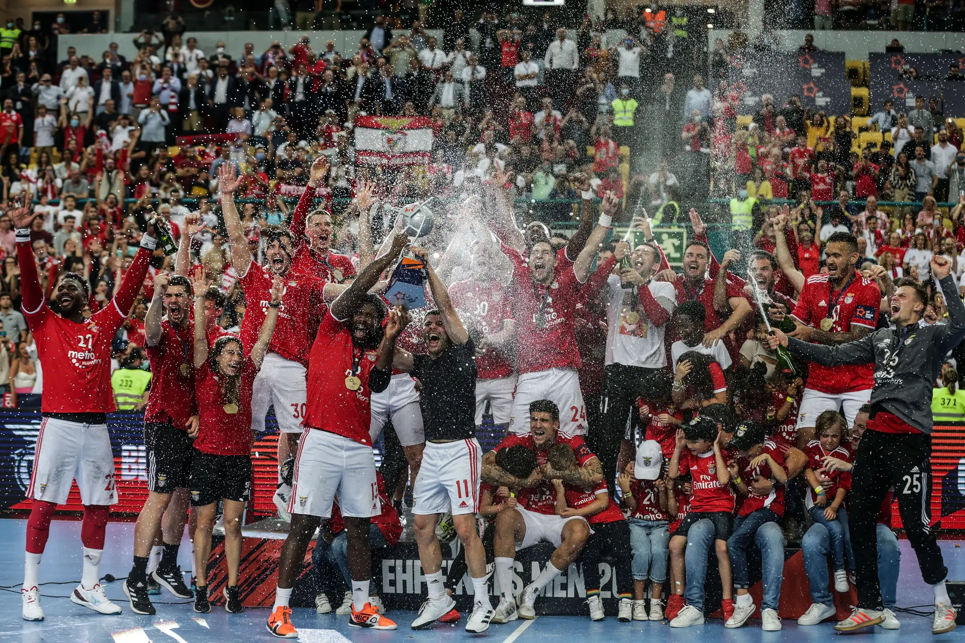 História feita no andebol: Benfica conquista Liga Europeia, segunda prova mais importante do continente