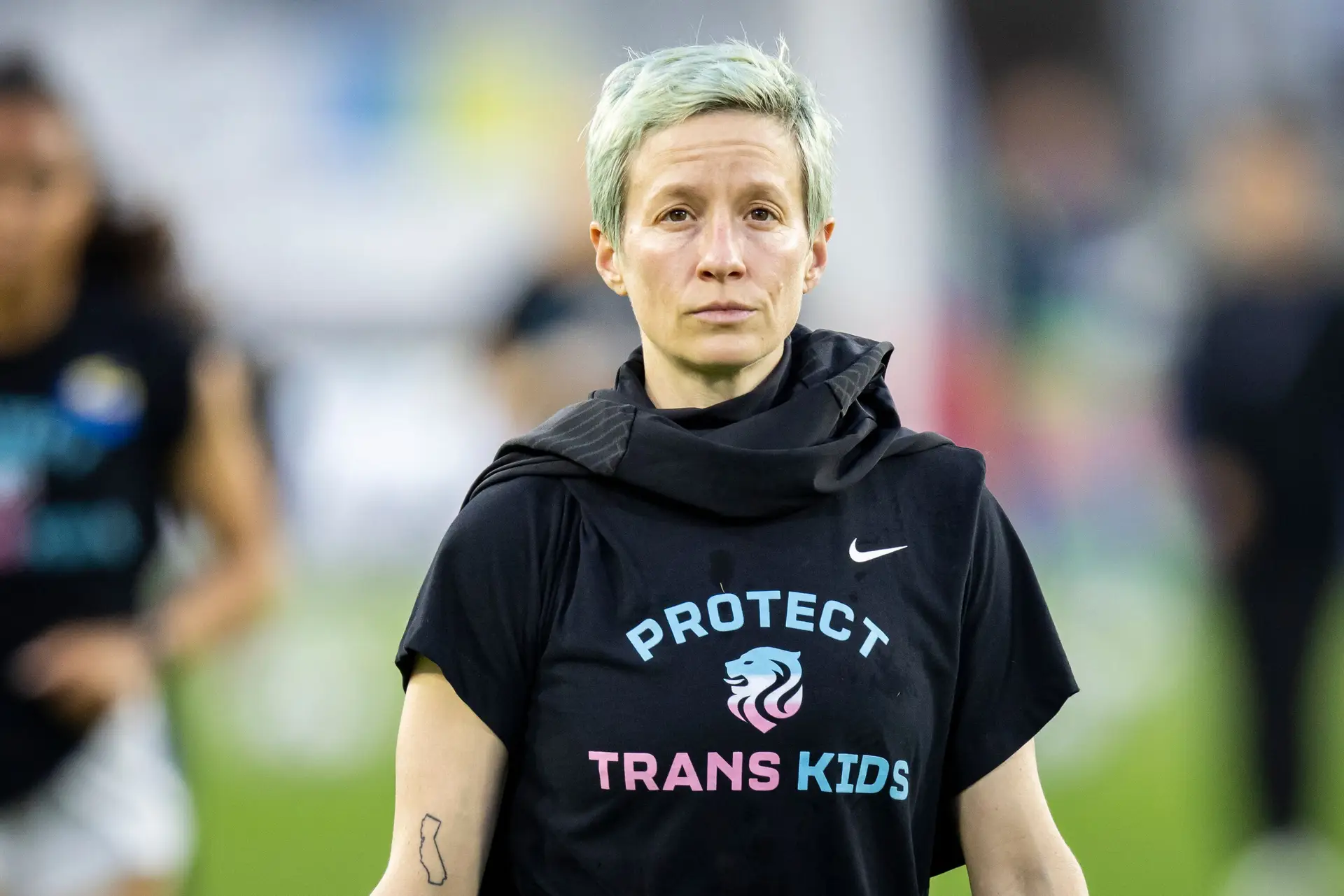 “Precisamos começar pela inclusão, ponto final”: Megan Rapinoe defende participação de atletas transgénero em competições femininas
